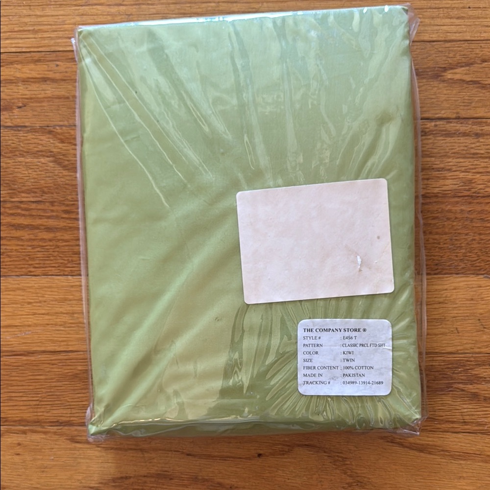 Company Store 100% Cotton Percale Fitted Twin Sheet Kiwi